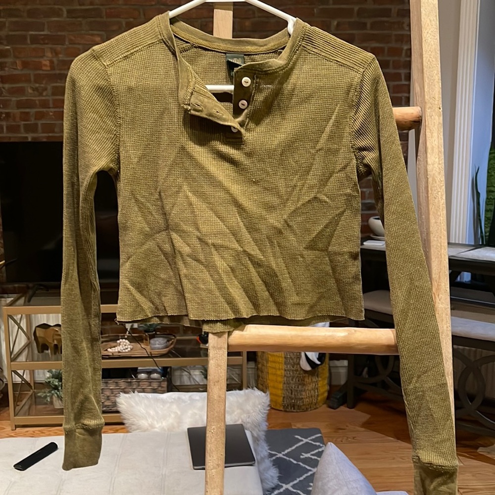 Wild fable green crop top